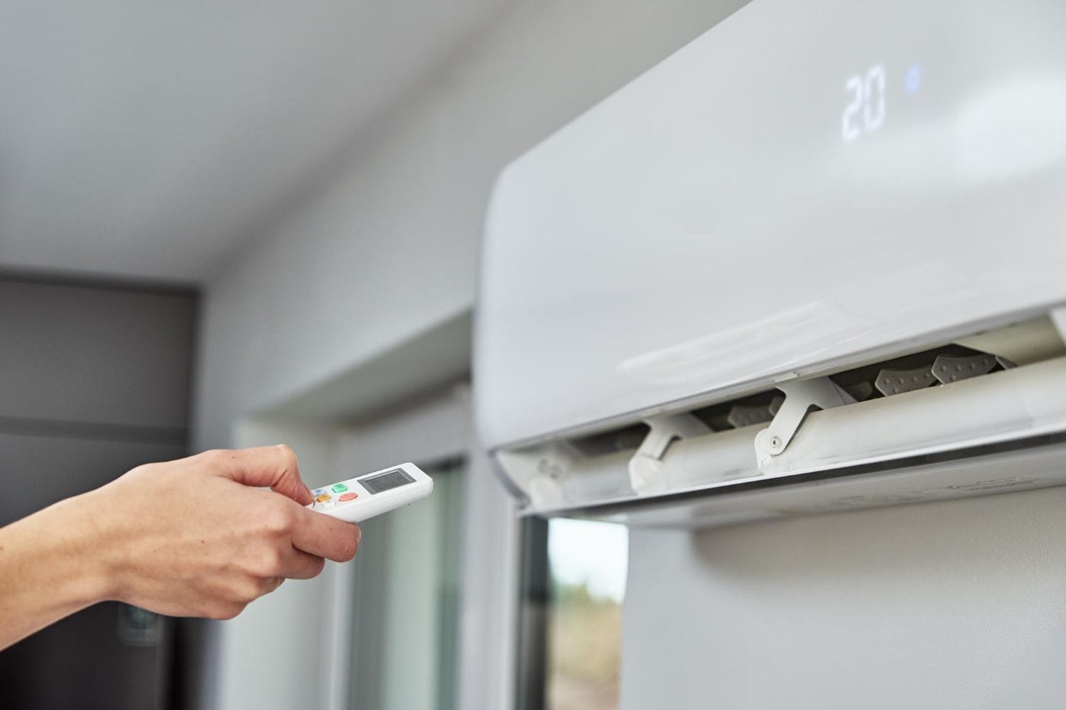Încărcarea cu freon la aerul condiționat: când este necesară și de ce să apelezi la un specialist? - ecoclimatech.ro